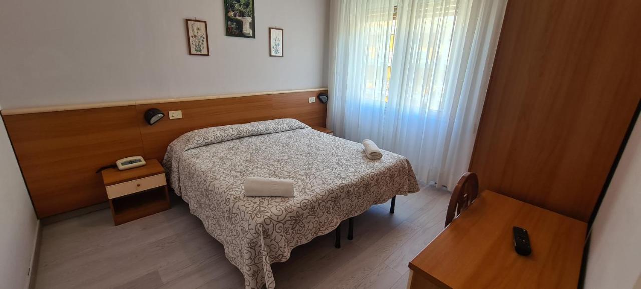 פינאלה ליגורה Hotel Colibri מראה חיצוני תמונה