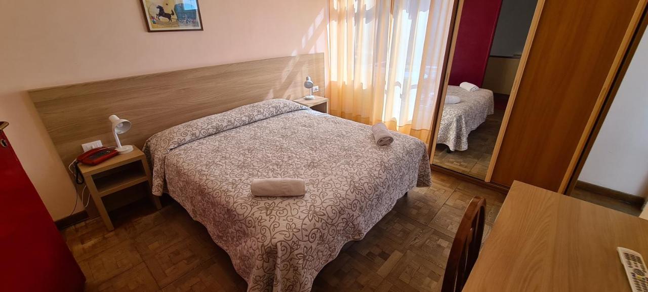 פינאלה ליגורה Hotel Colibri מראה חיצוני תמונה