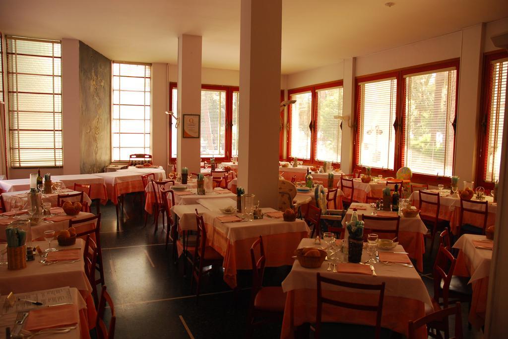 פינאלה ליגורה Hotel Colibri מראה חיצוני תמונה