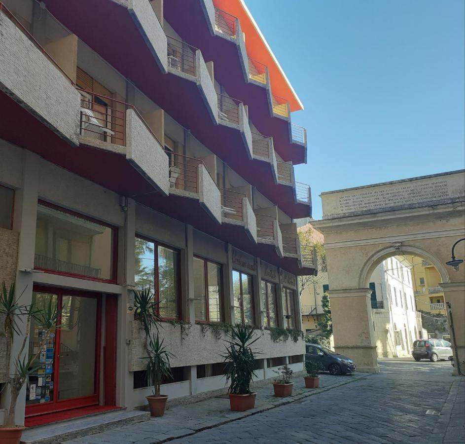 פינאלה ליגורה Hotel Colibri מראה חיצוני תמונה