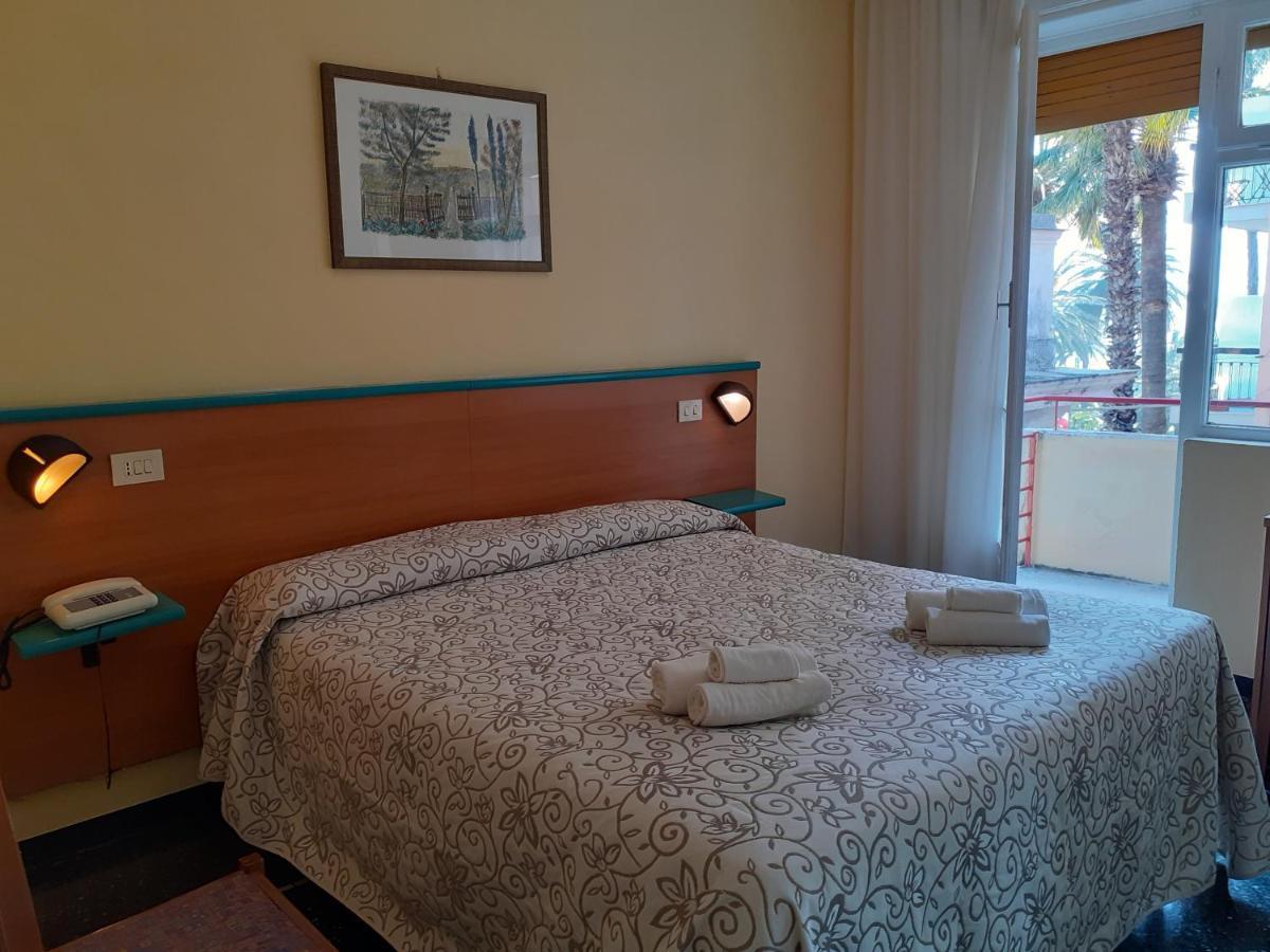 פינאלה ליגורה Hotel Colibri מראה חיצוני תמונה