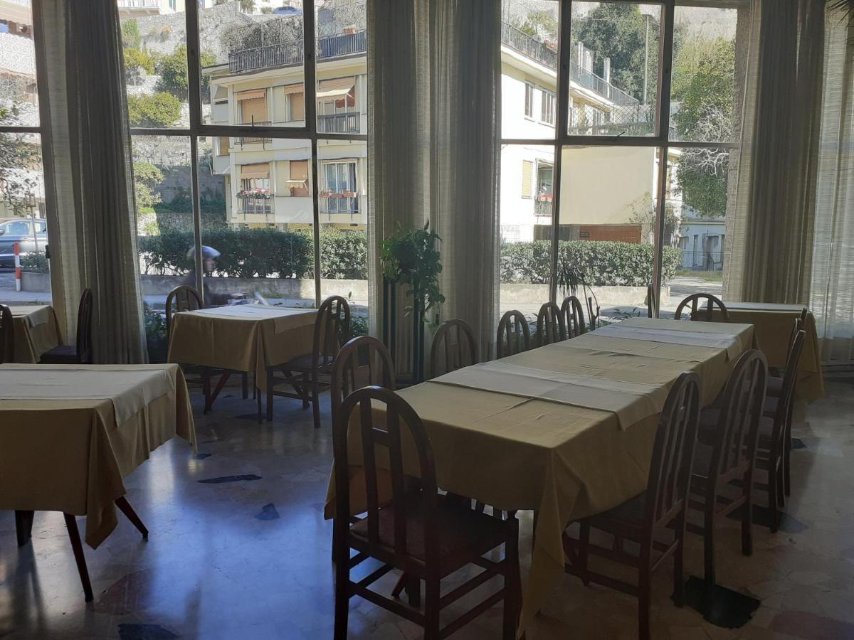 פינאלה ליגורה Hotel Colibri מראה חיצוני תמונה