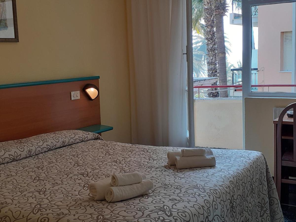 פינאלה ליגורה Hotel Colibri מראה חיצוני תמונה