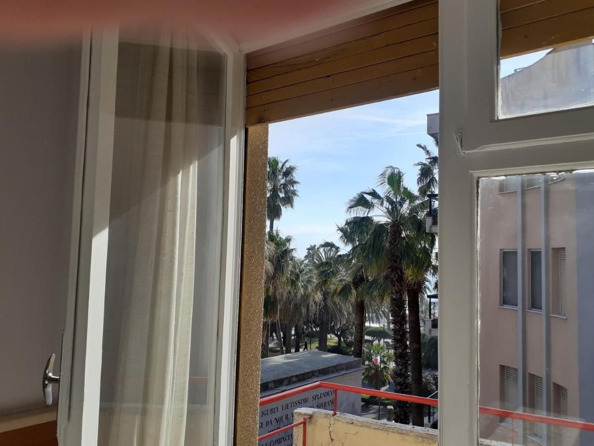 פינאלה ליגורה Hotel Colibri מראה חיצוני תמונה